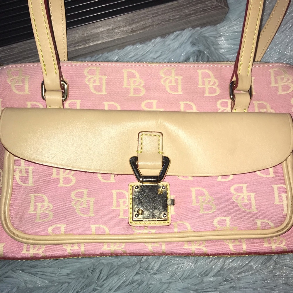 Dooney & Bourke East West Slim Top Zip - Picture 2 of 6